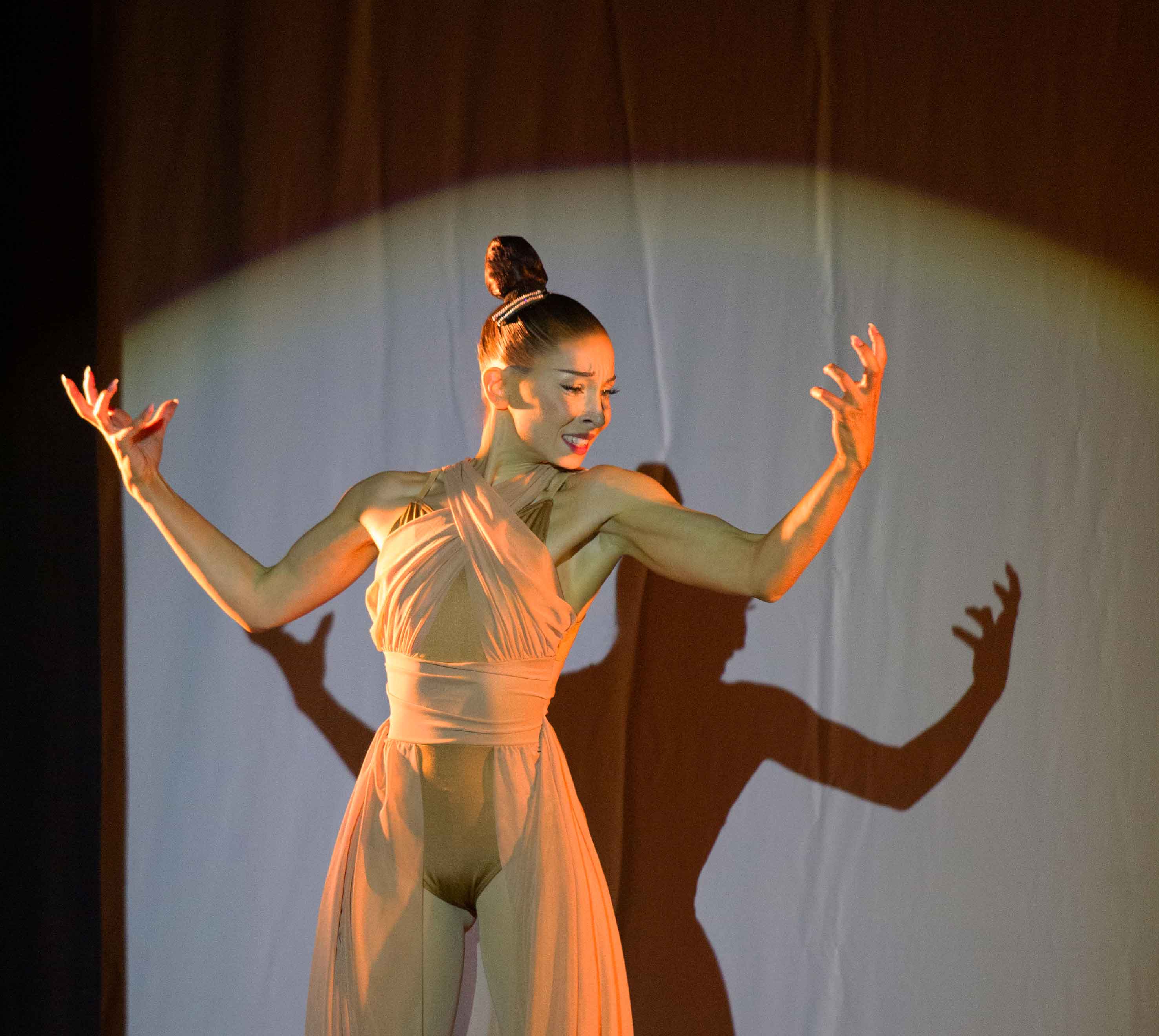 Lissy-G-Dance-YesWeCan-Barcelona-City-Ballet-Dance-Company-Emotion-Contemporary-web.jpg